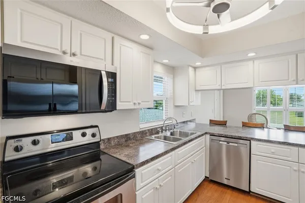 $239,500 | 1333 Southeast 40th Terrace, Unit 2A, Cape Coral, FL 33904