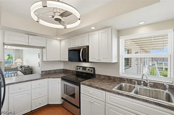 $239,500 | 1333 Southeast 40th Terrace, Unit 2A, Cape Coral, FL 33904