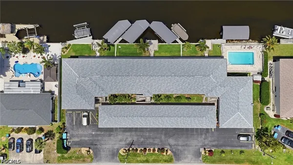 $239,500 | 1333 Southeast 40th Terrace, Unit 2A, Cape Coral, FL 33904