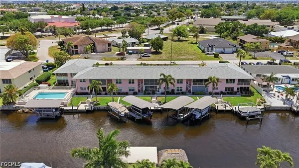 $239,500 | 1333 Southeast 40th Terrace, Unit 2A, Cape Coral, FL 33904