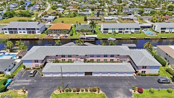 $239,500 | 1333 Southeast 40th Terrace, Unit 2A, Cape Coral, FL 33904