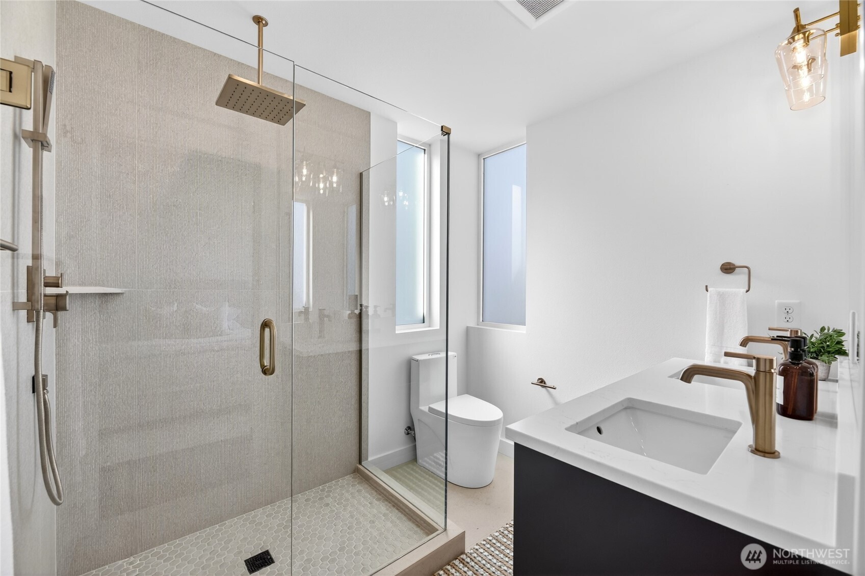 6318 41st Avenue Southwest, Unit A Seattle, WA 98136 - Photo 17 of 32