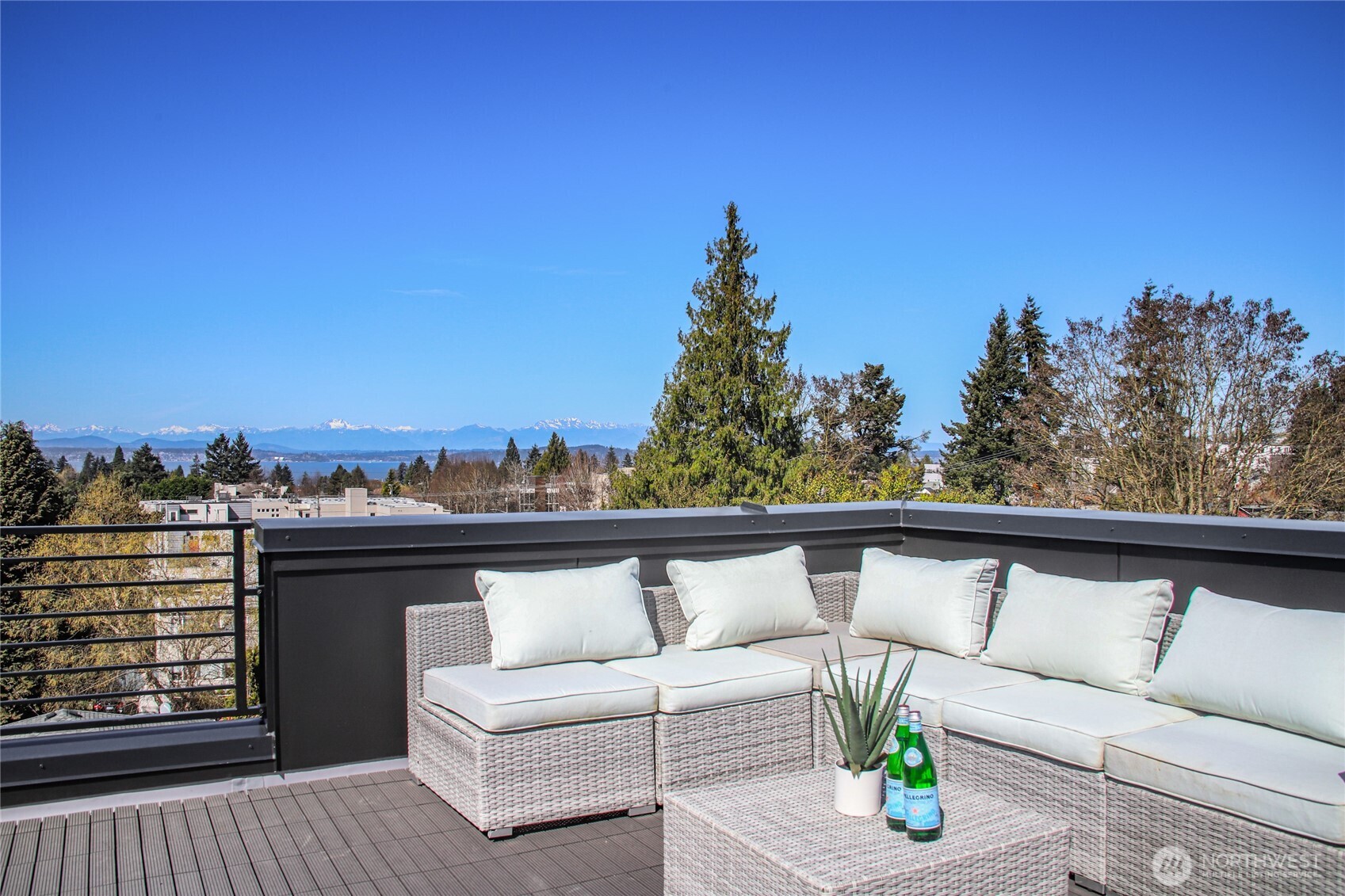 6318 41st Avenue Southwest, Unit A Seattle, WA 98136 - Photo 20 of 32