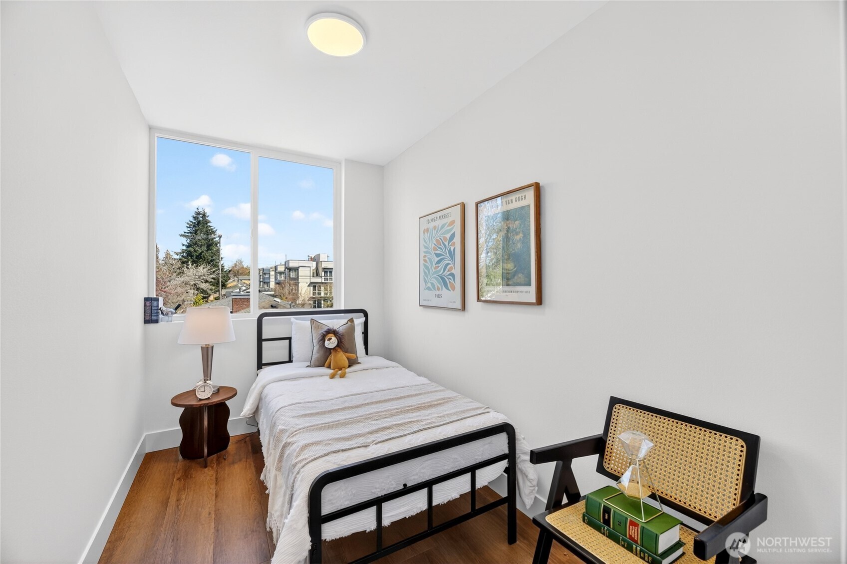 6318 41st Avenue Southwest, Unit A Seattle, WA 98136 - Photo 10 of 32