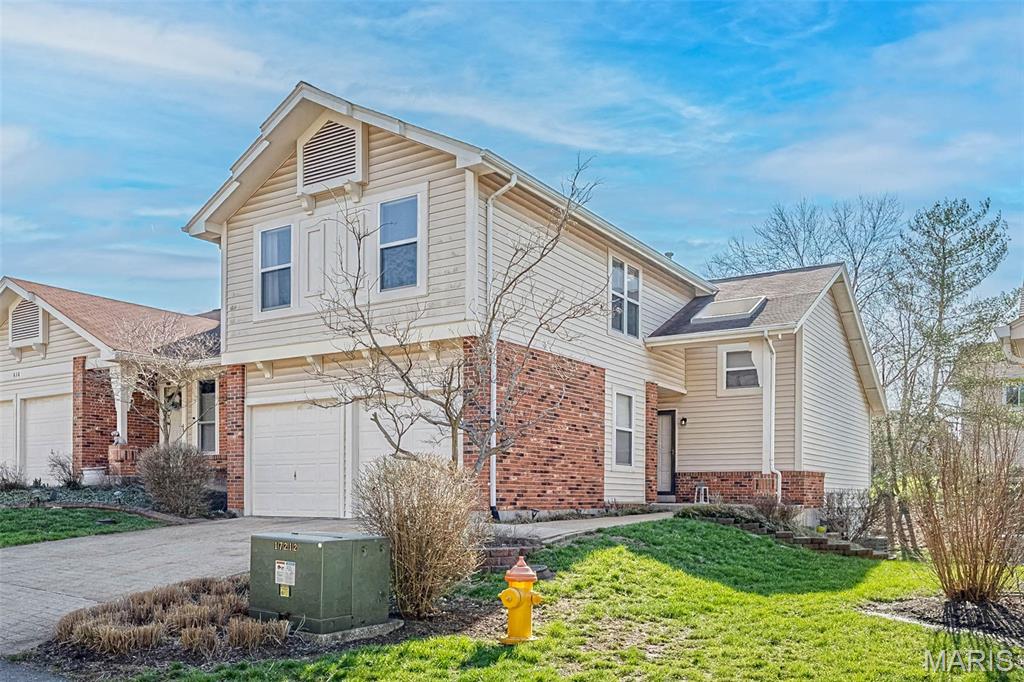 634 Sandy Summit Drive Ballwin, MO 63021 - Photo 1 of 28