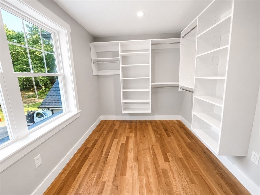 17 Longhill Road Franklin, MA 02038 - Photo 27 of 41