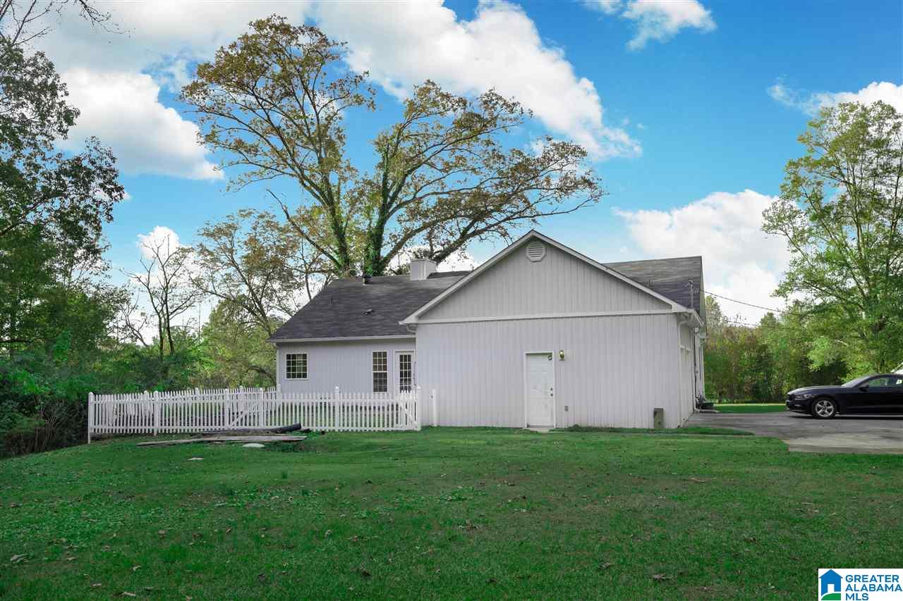 2525 Springville Boulevard Oneonta, AL 35121 - Photo 6 of 36