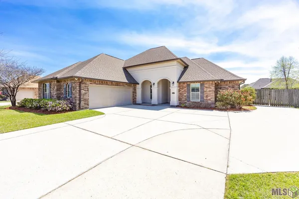 $350,000 | 4219 Stonewall Drive, Addis, LA 70710