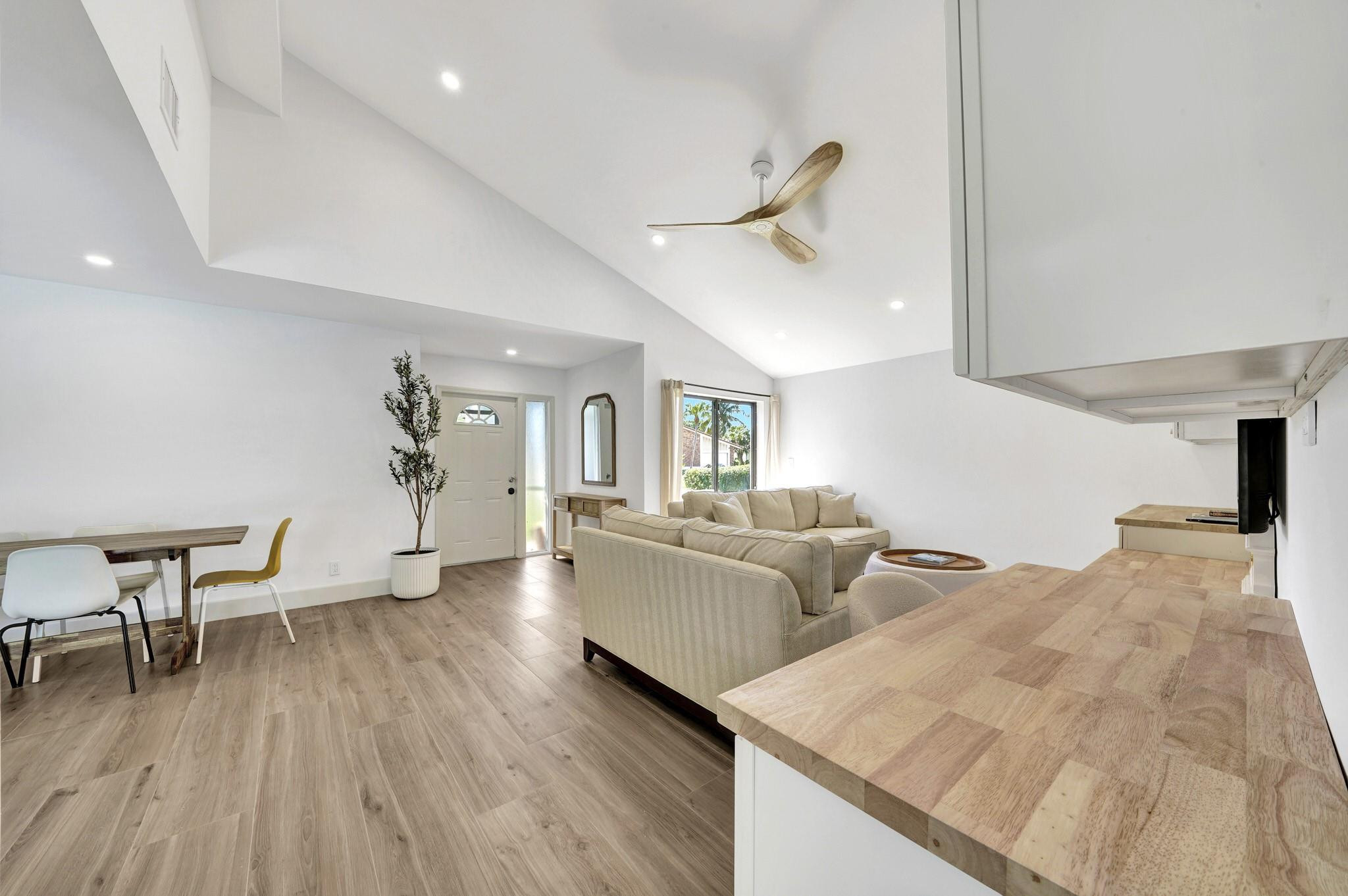 19590 Sea Pines Way Boca Raton, FL 33498 - Photo 9 of 87 Photo 9