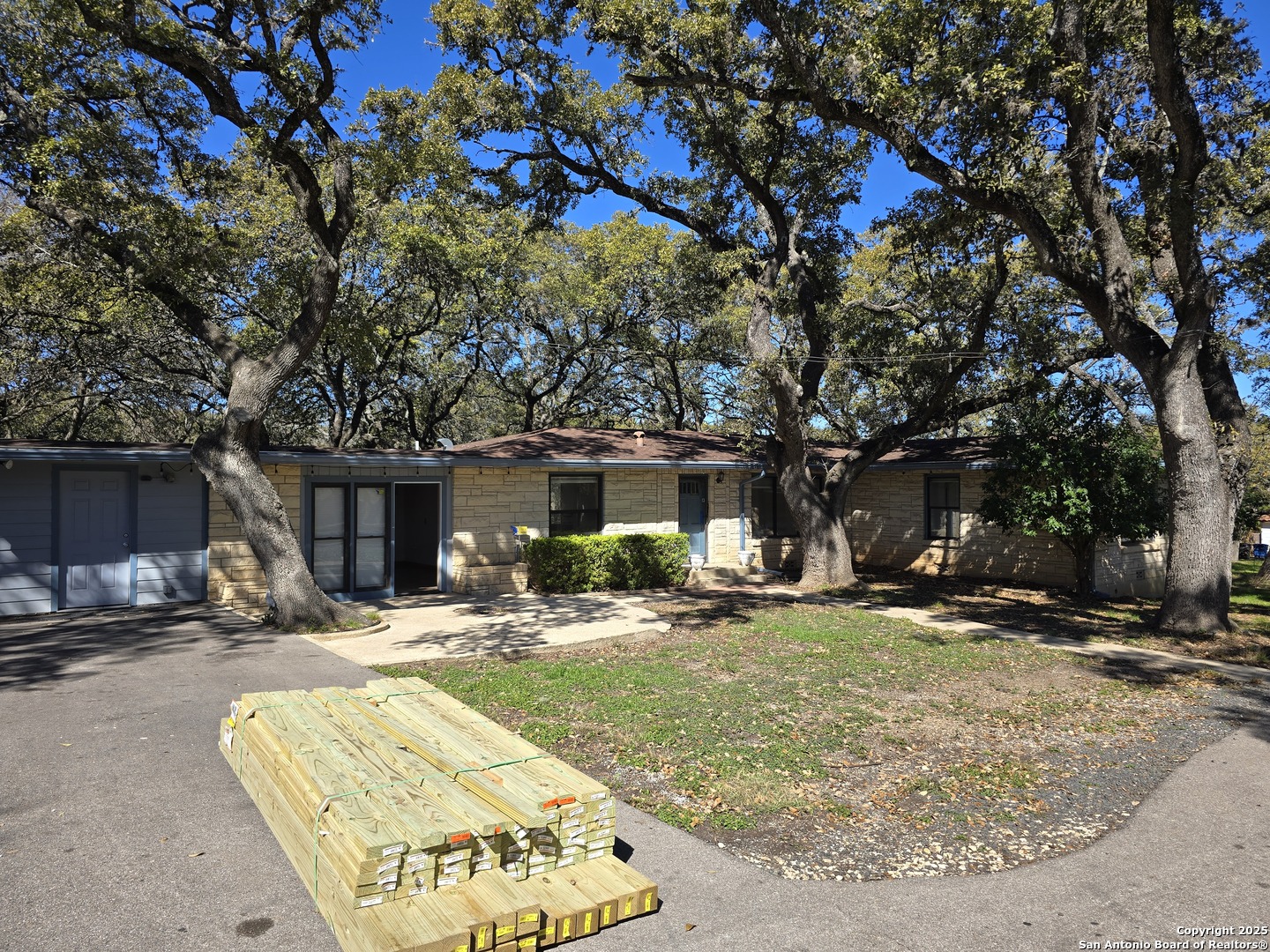 9115 Callaghan Road San Antonio, TX 78230 - Photo 3 of 26 Gallery Image 3