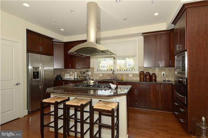 4151 Legato Road Fairfax, VA 22033 - Photo 13 of 27 Kitchen