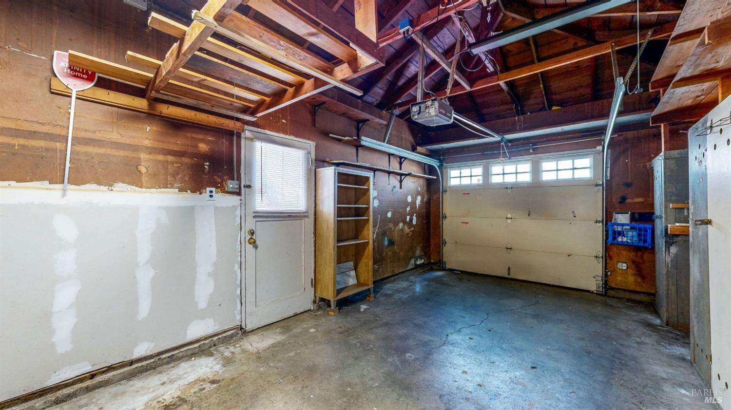 809 Maple Avenue Vallejo, CA 94591 - Photo 46 of 46 a view of empty room with wooden walls