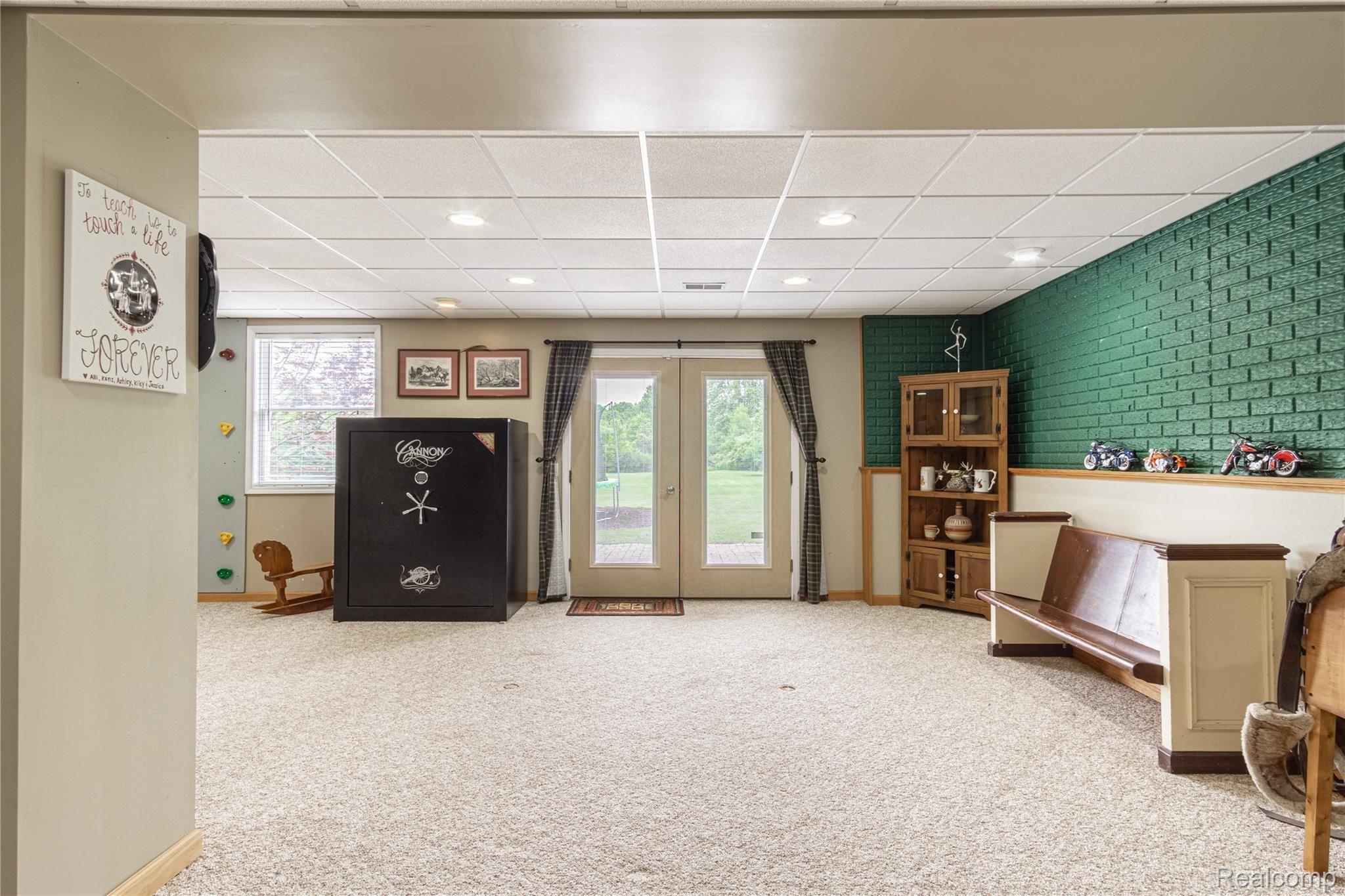 10185 Horton Road Goodrich, MI 48438 - Photo 26 of 36 Interiors (37 of 42).jpg