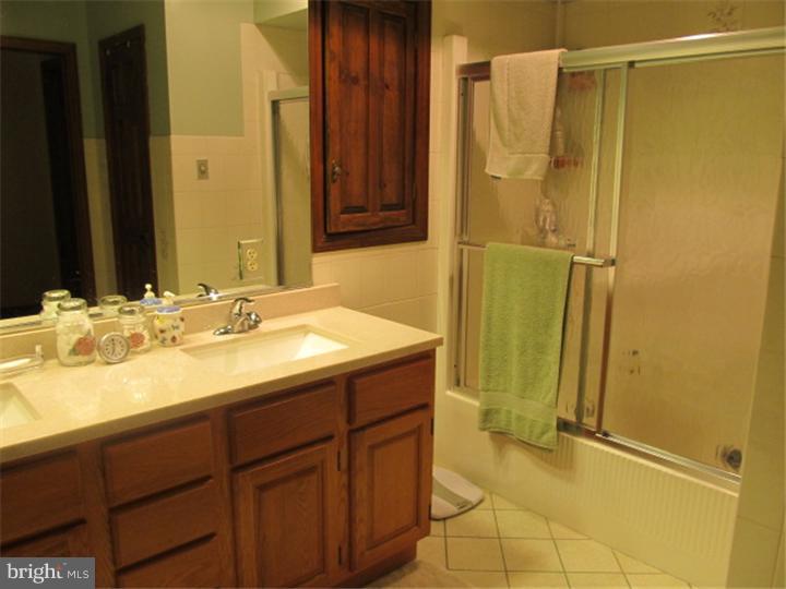 767 Chatsworth Road Tabernacle, NJ 08088 - Photo 10 of 25 Bathroom