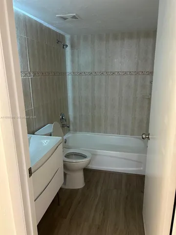 $2,500 | 12219 Southwest 14th Lane, Unit 2111, Miami, FL 33184