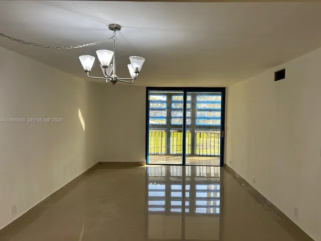 $2,500 | 12219 Southwest 14th Lane, Unit 2111, Miami, FL 33184