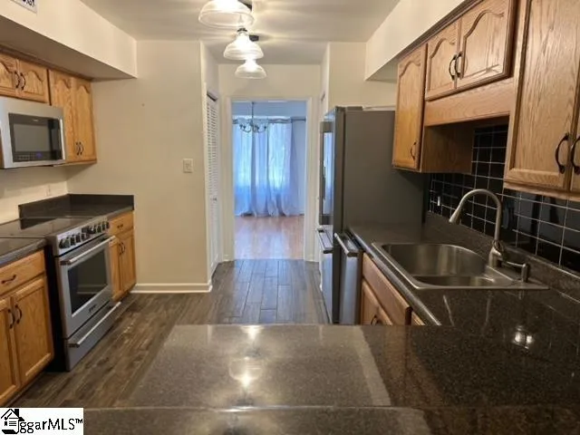 $1,950 | 126 Inglewood Way, Greenville, SC 29615