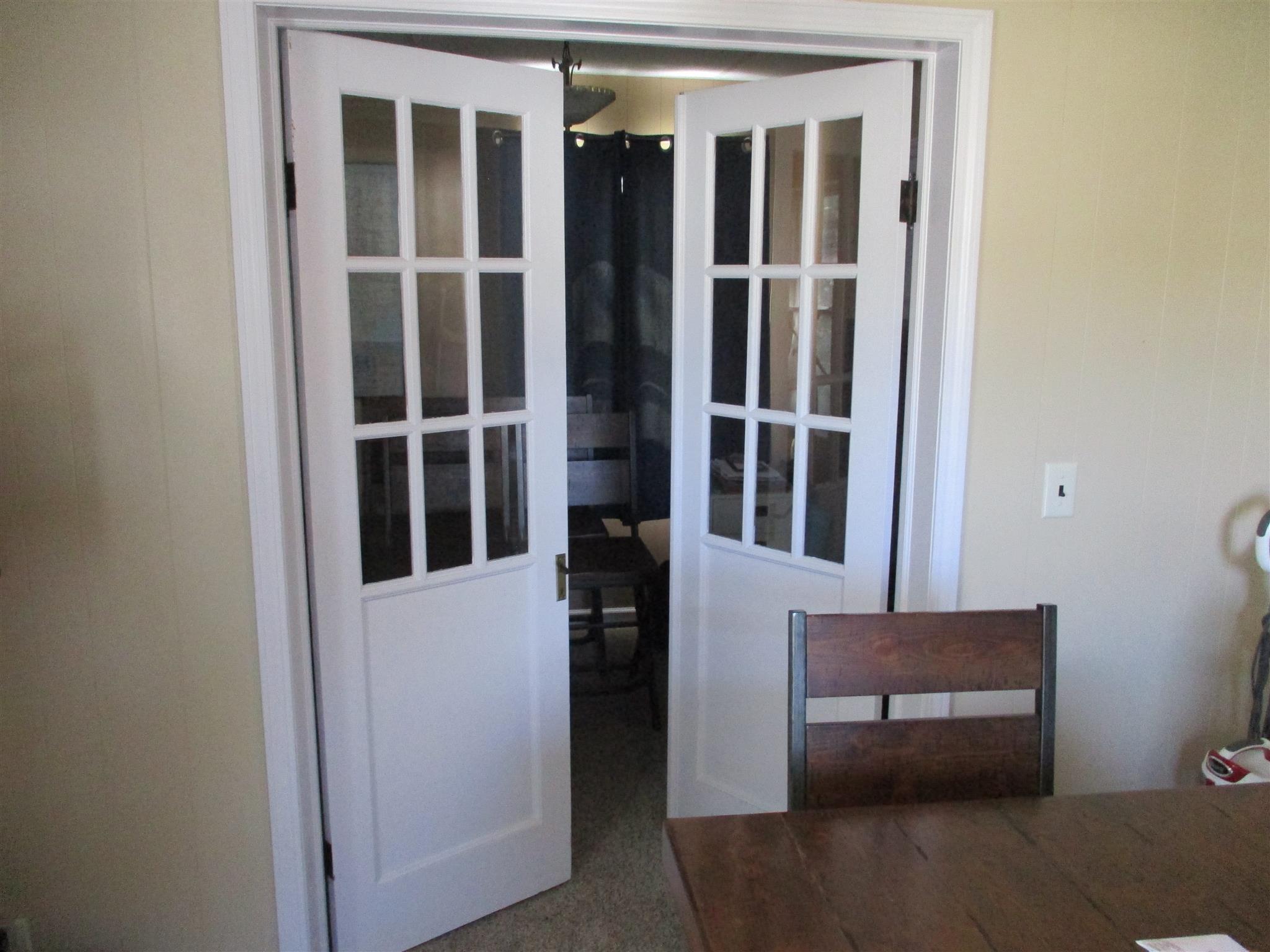 402 West Green Street Butler, IN 46721 - Photo 5 of 9
