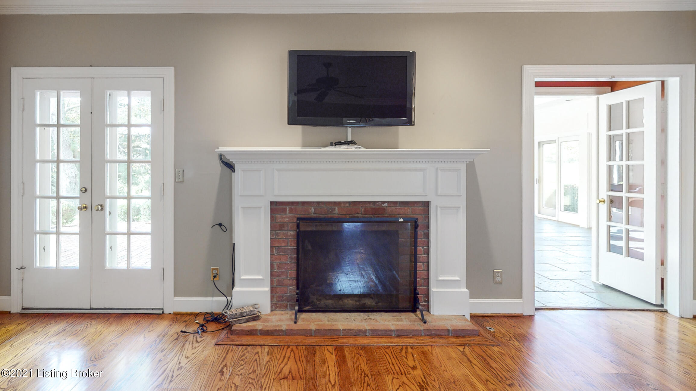 13019 Surrey Road Goshen, KY 40026 - Photo 18 of 56 FIREPLACE