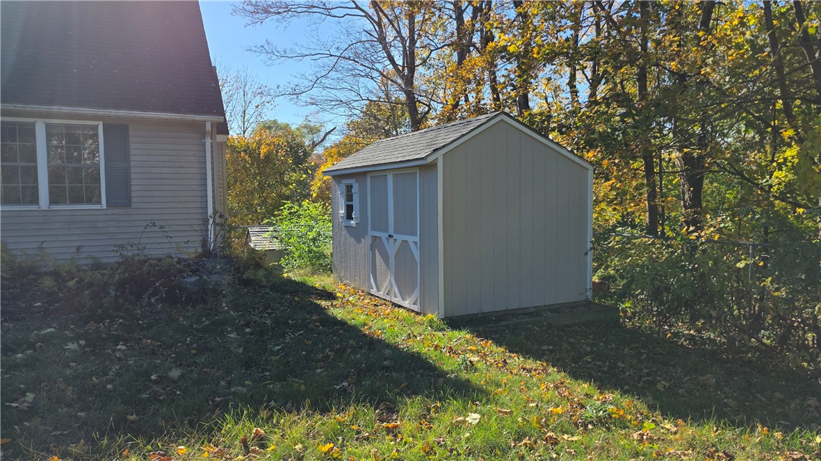 22 Edward Street Coventry, RI 02816 - Photo 17 of 19