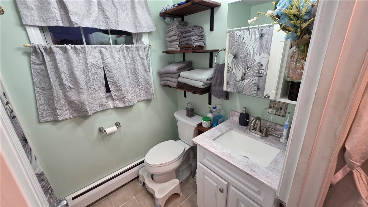 22 Edward Street Coventry, RI 02816 - Photo 7 of 19