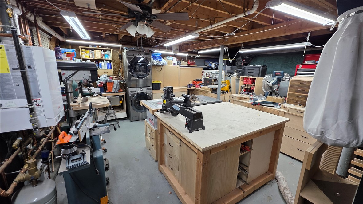 22 Edward Street Coventry, RI 02816 - Photo 10 of 19