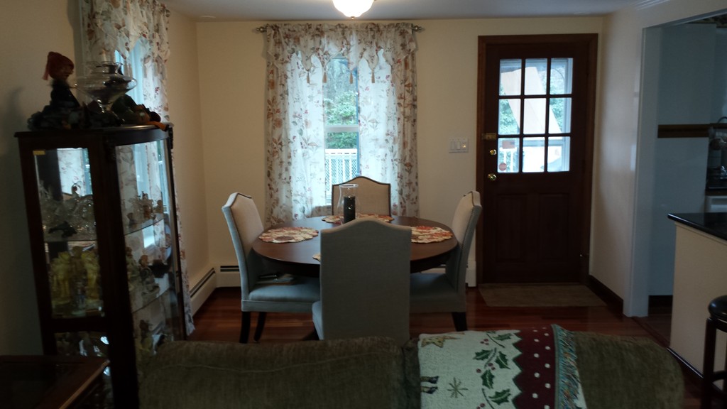 491 Old Fall River Road Swansea, MA 02777 - Photo 6 of 19 Gallery Image 6