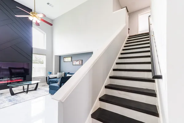 $3,400 | 3707 Pine View Court, Pearland, TX 77581