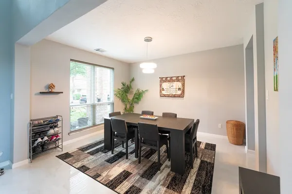 $3,400 | 3707 Pine View Court, Pearland, TX 77581