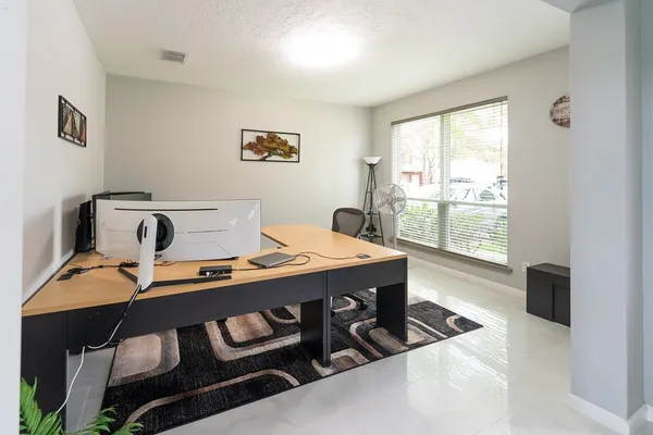$3,400 | 3707 Pine View Court, Pearland, TX 77581