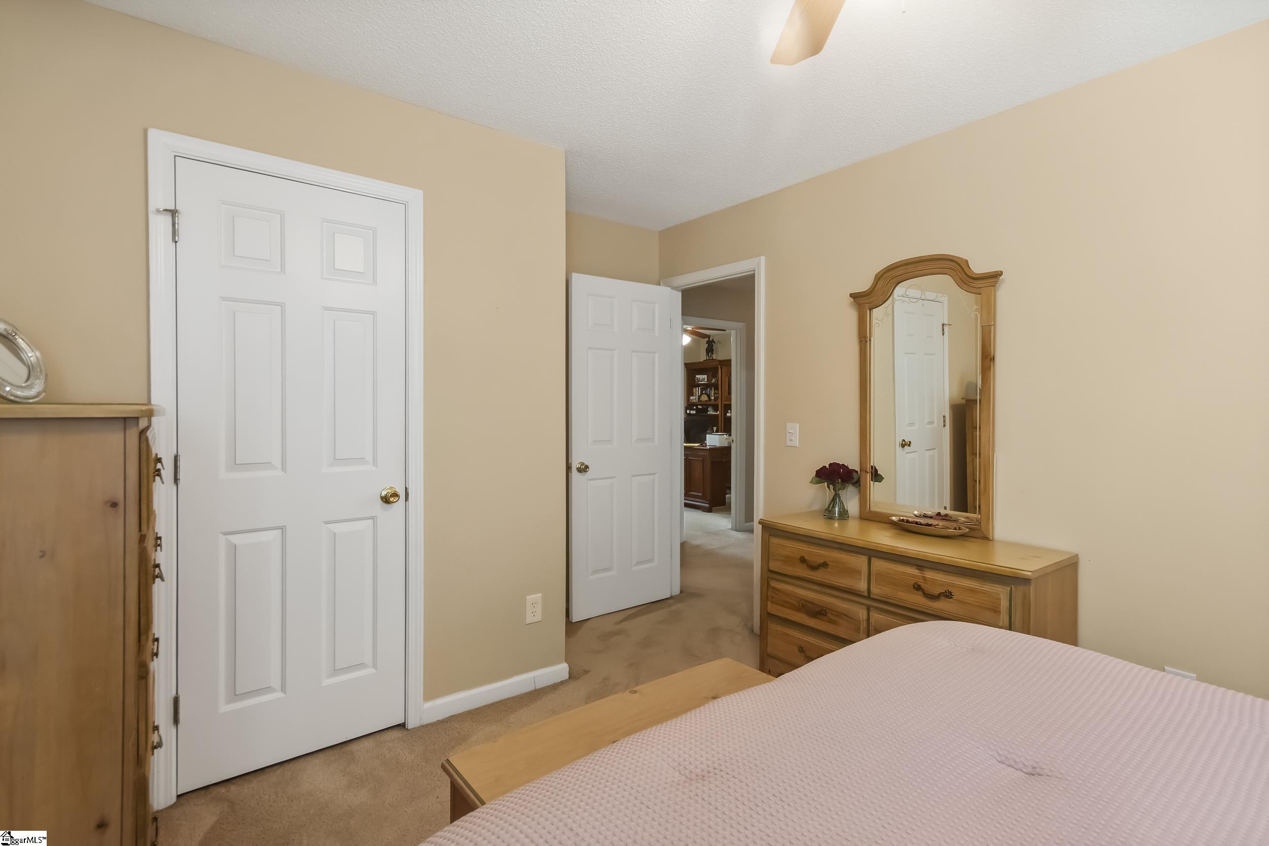 108 Waterton Way Simpsonville, SC 29680 - Photo 24 of 34