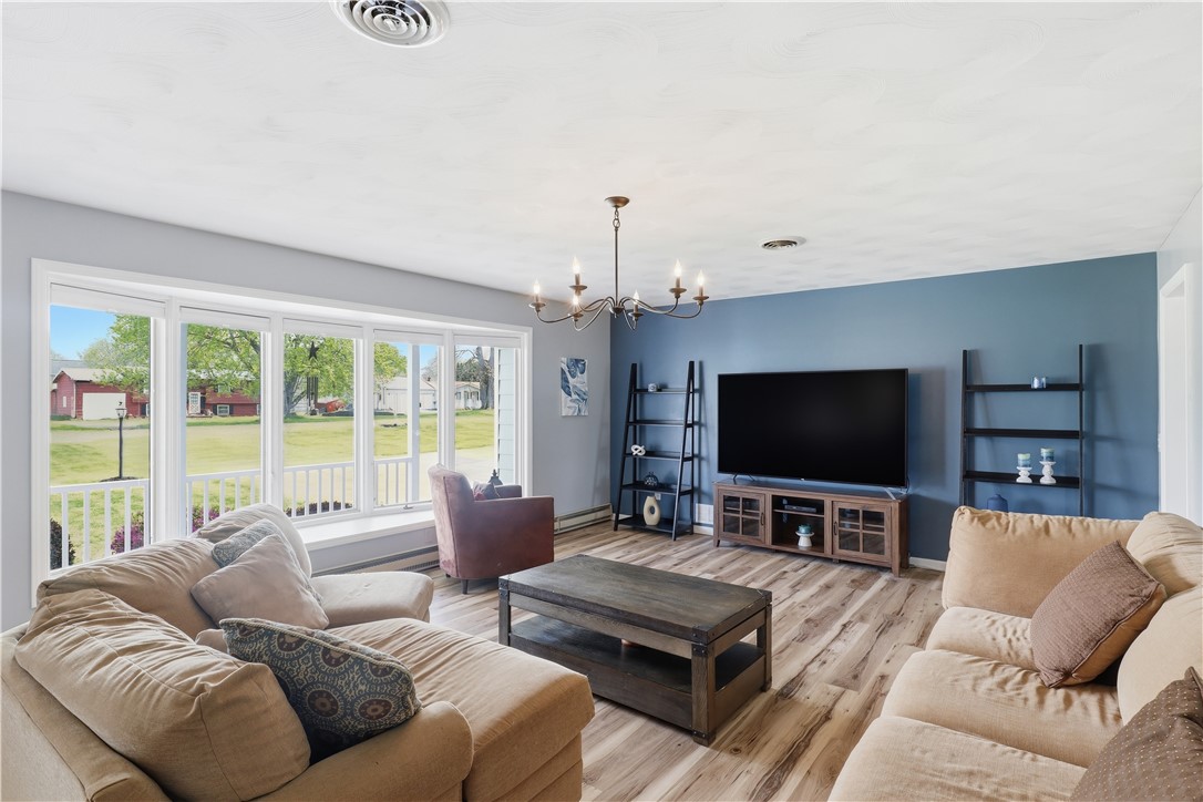 777 Erie Street Road Macedon, NY 14502 - Photo 4 of 38