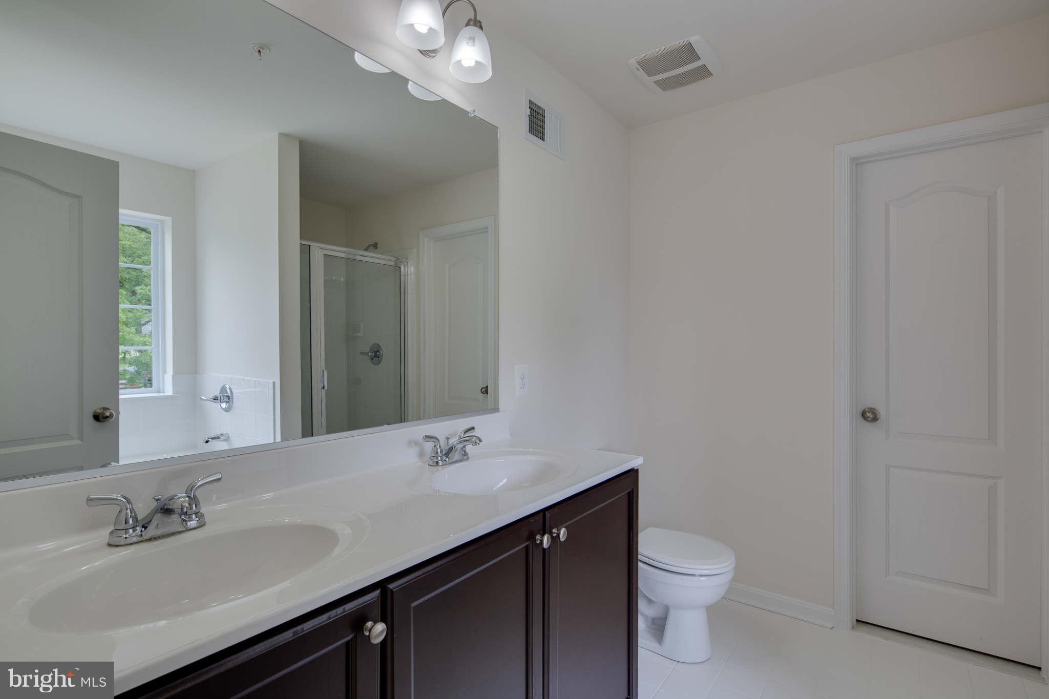 2 Hanover Road Elkridge, MD 21075 - Photo 7 of 27 Bath (Master)