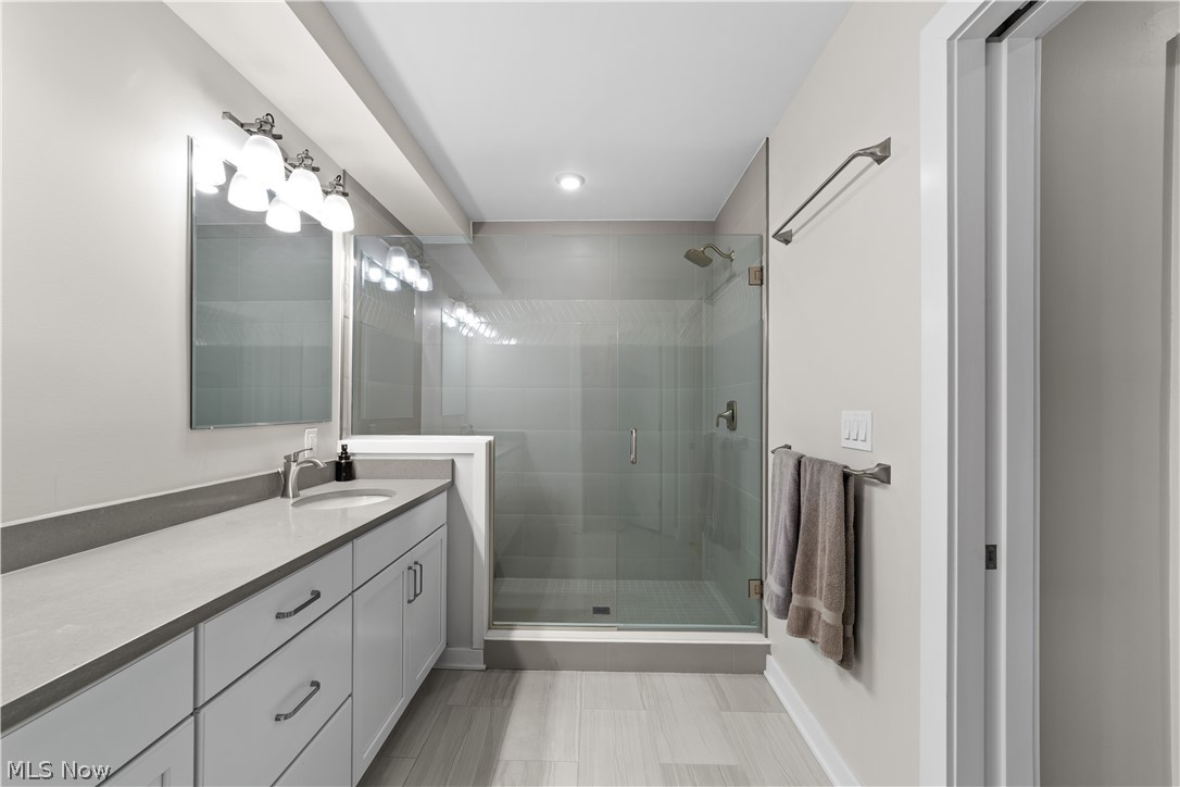 2044 Random Road, Unit 101 Cleveland, OH 44106 - Photo 41 of 44 Master En Suite