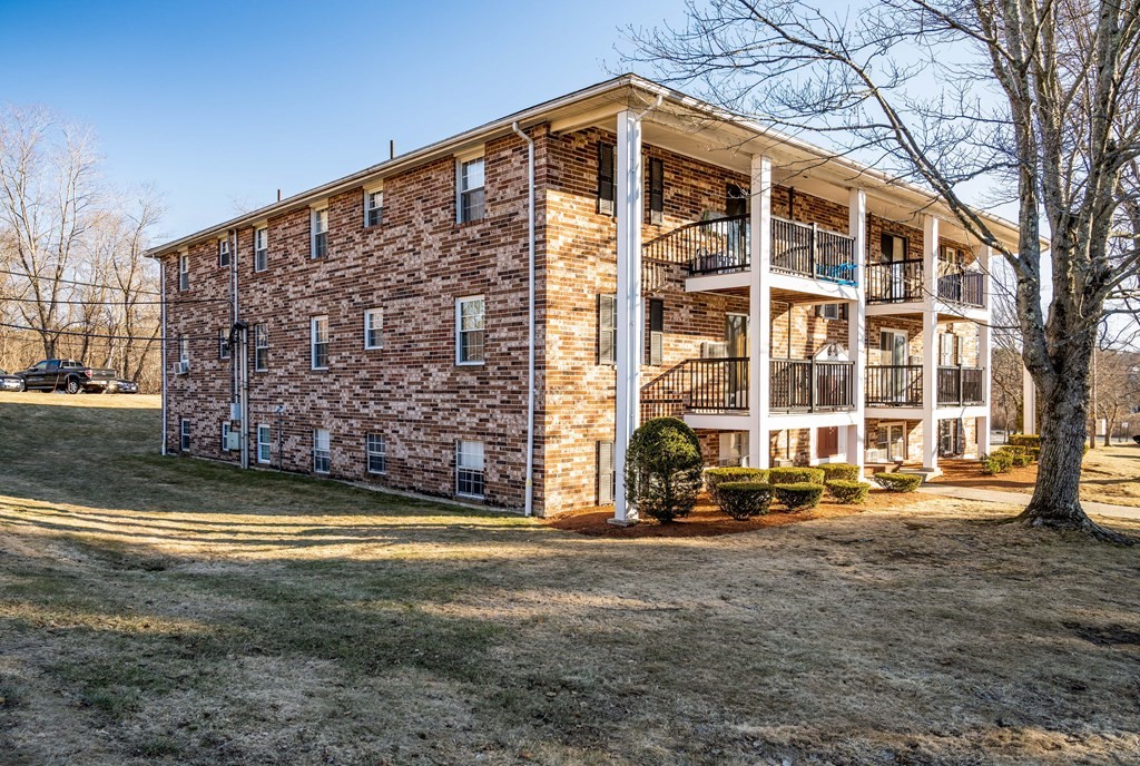 1 Walker Road, Unit 1 North Andover, MA 01845 - Photo 16 of 17 a front view of a building with street view