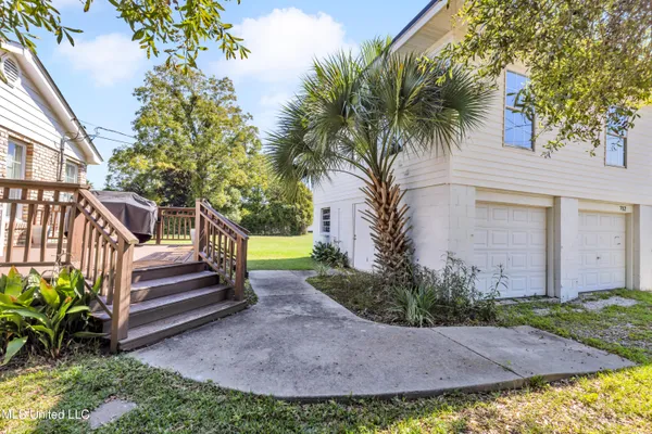 $2,375 | 4115 8th Street, Gulfport, MS 39501