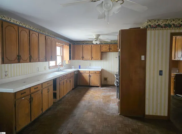 $375,000 | 3675 Reidville Road, Moore, SC 29369