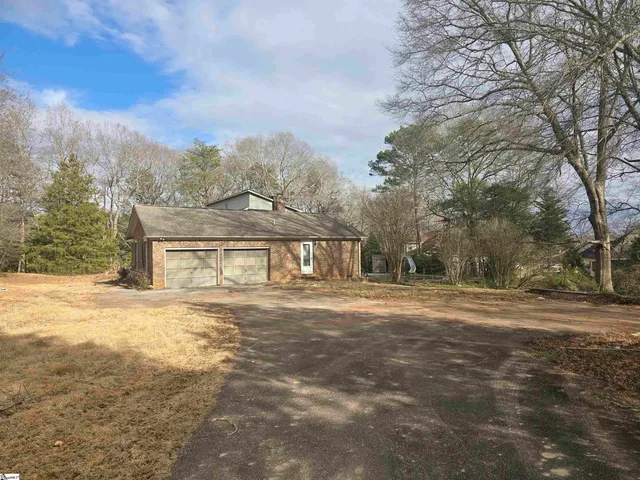 $375,000 | 3675 Reidville Road, Moore, SC 29369