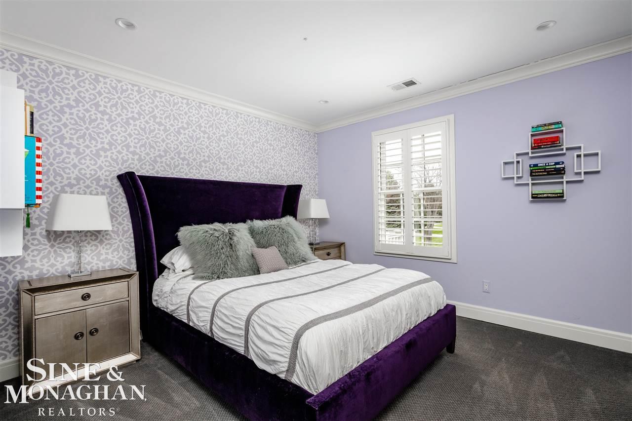 570 Shelden Road Grosse Pointe, MI 48236 - Photo 37 of 66 50060167-36.JPG