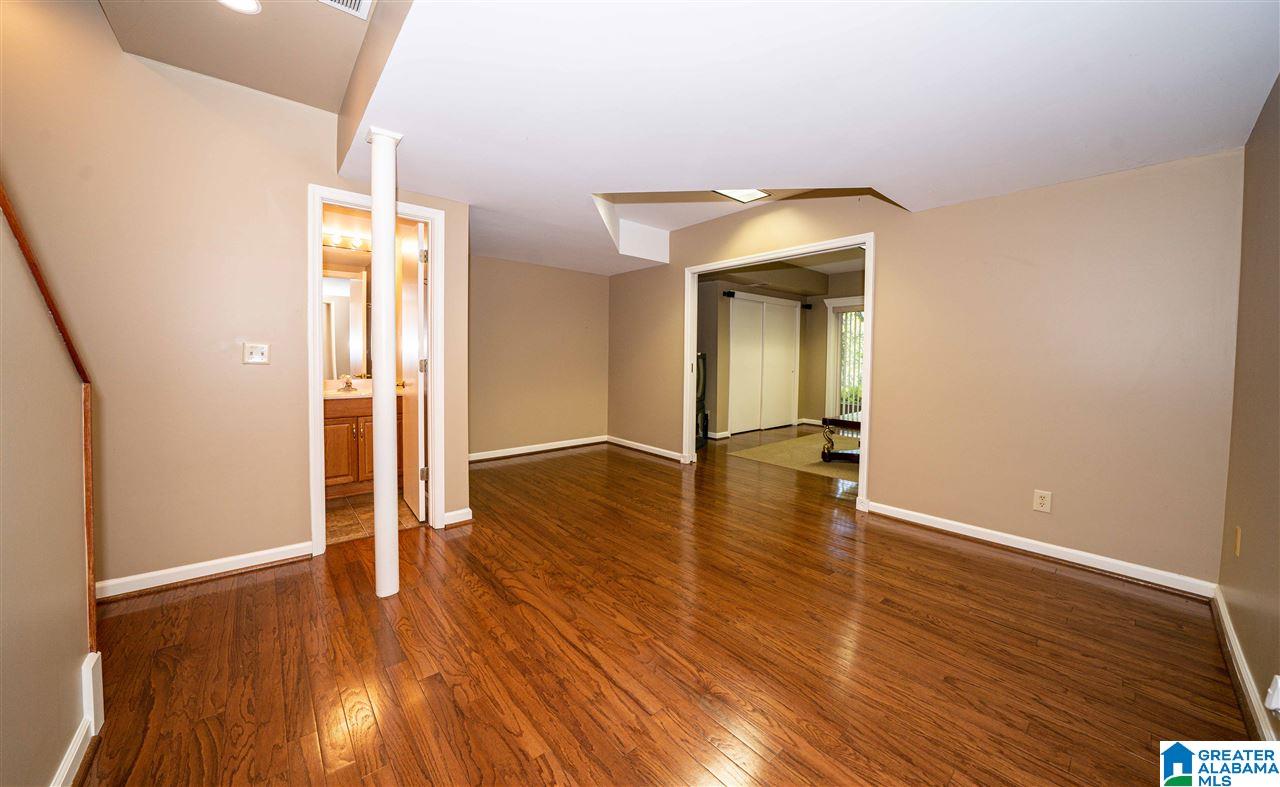 1086 Crest Road Leeds, AL 35094 - Photo 25 of 40
