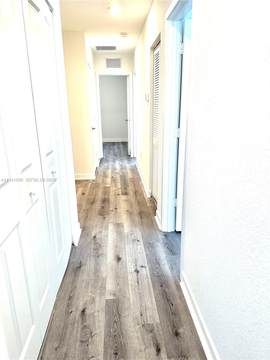 2418 Southeast 10th Street Homestead, FL 33035 - Photo 11 of 18