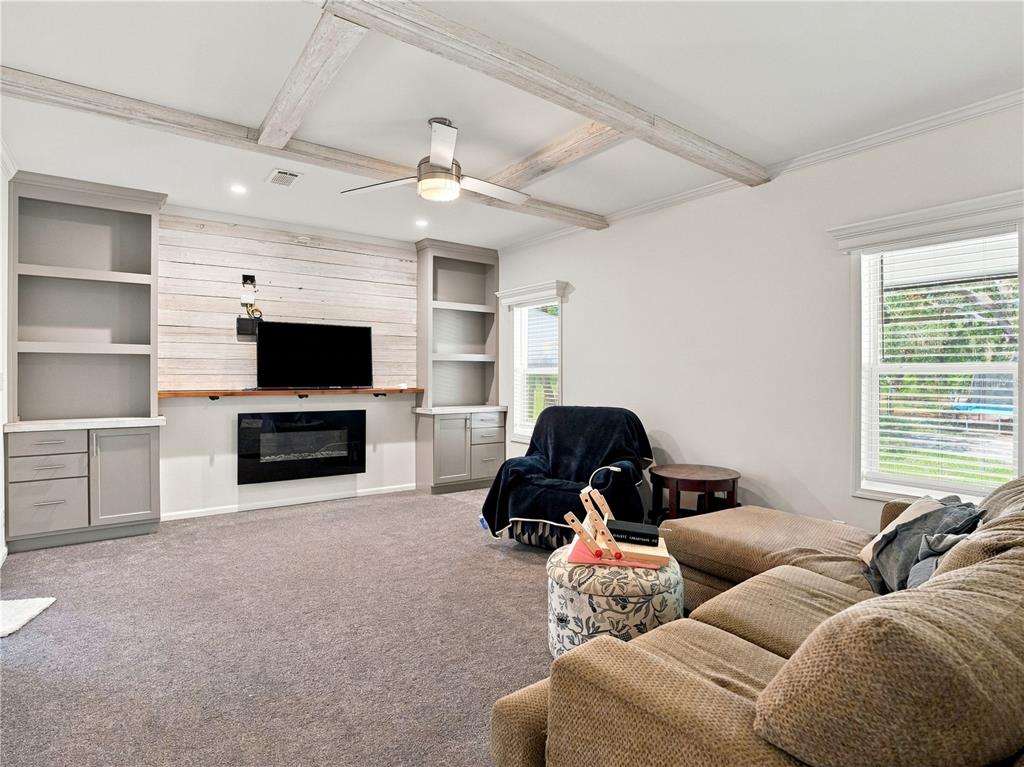 341 Suncoast Boulevard Spring Hill, FL 34608 - Photo 5 of 52 Gallery Image 5
