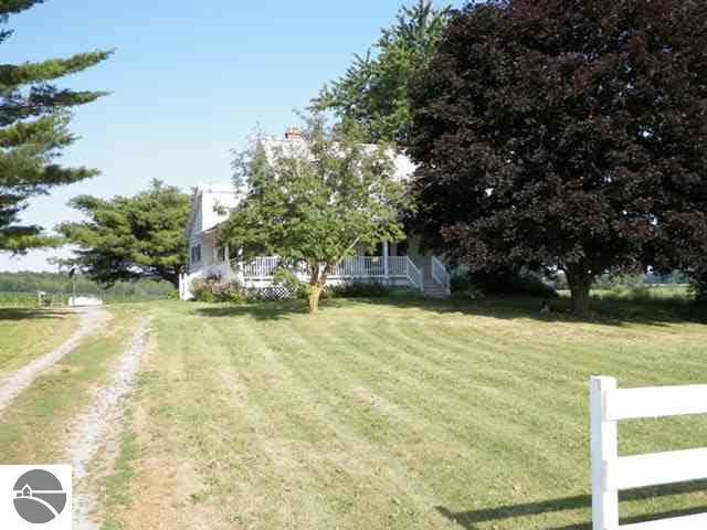 1072 South Morrison Road West Branch, MI 48661 - Photo 20 of 27 1748366-19.JPG
