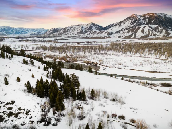 $9,500,000 | 1225 Munger Mountain Road, Jackson, WY 83001