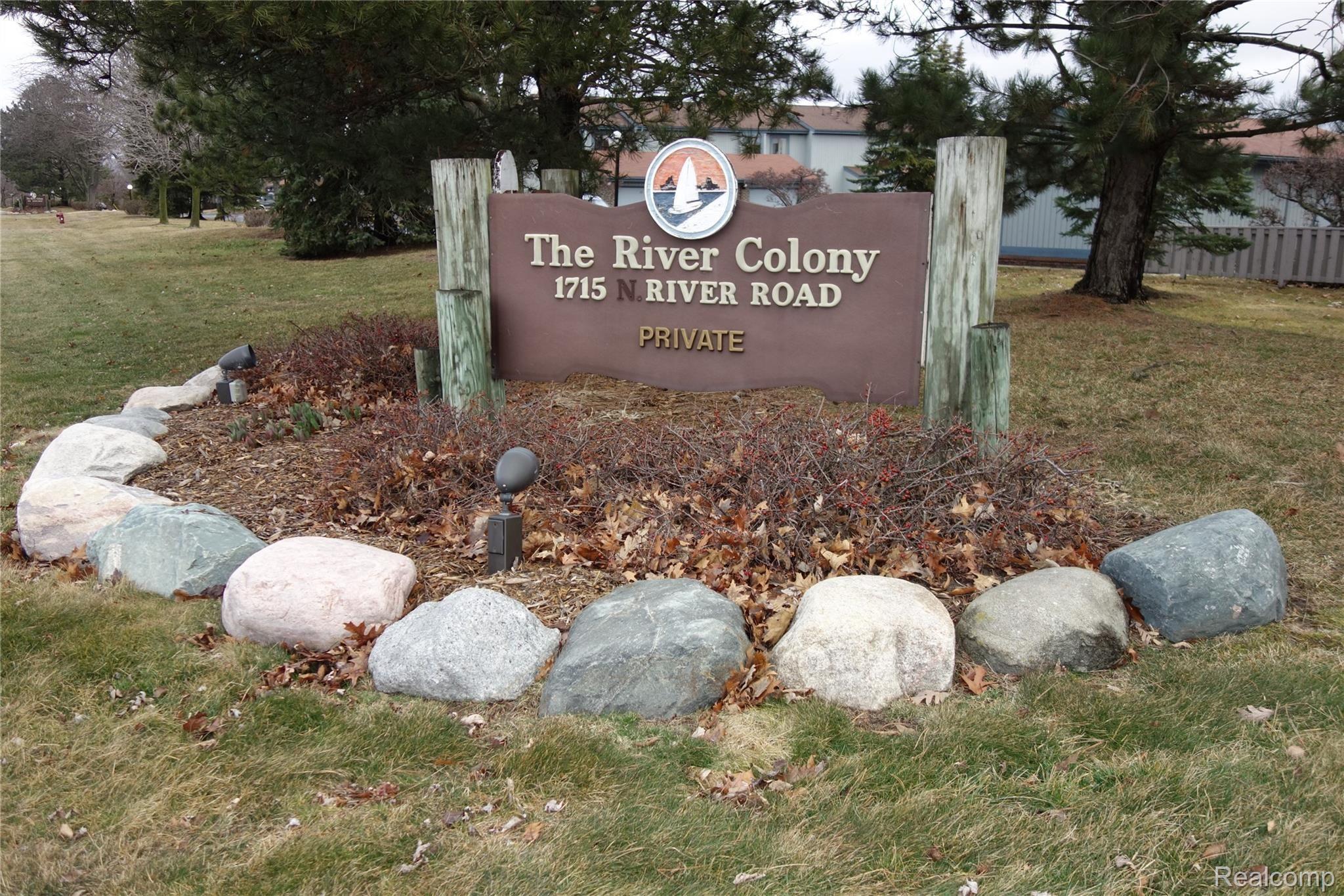 1715 River Road, Unit 40 St. Clair, MI 48079 - Photo 15 of 16 RIVER COLONY
