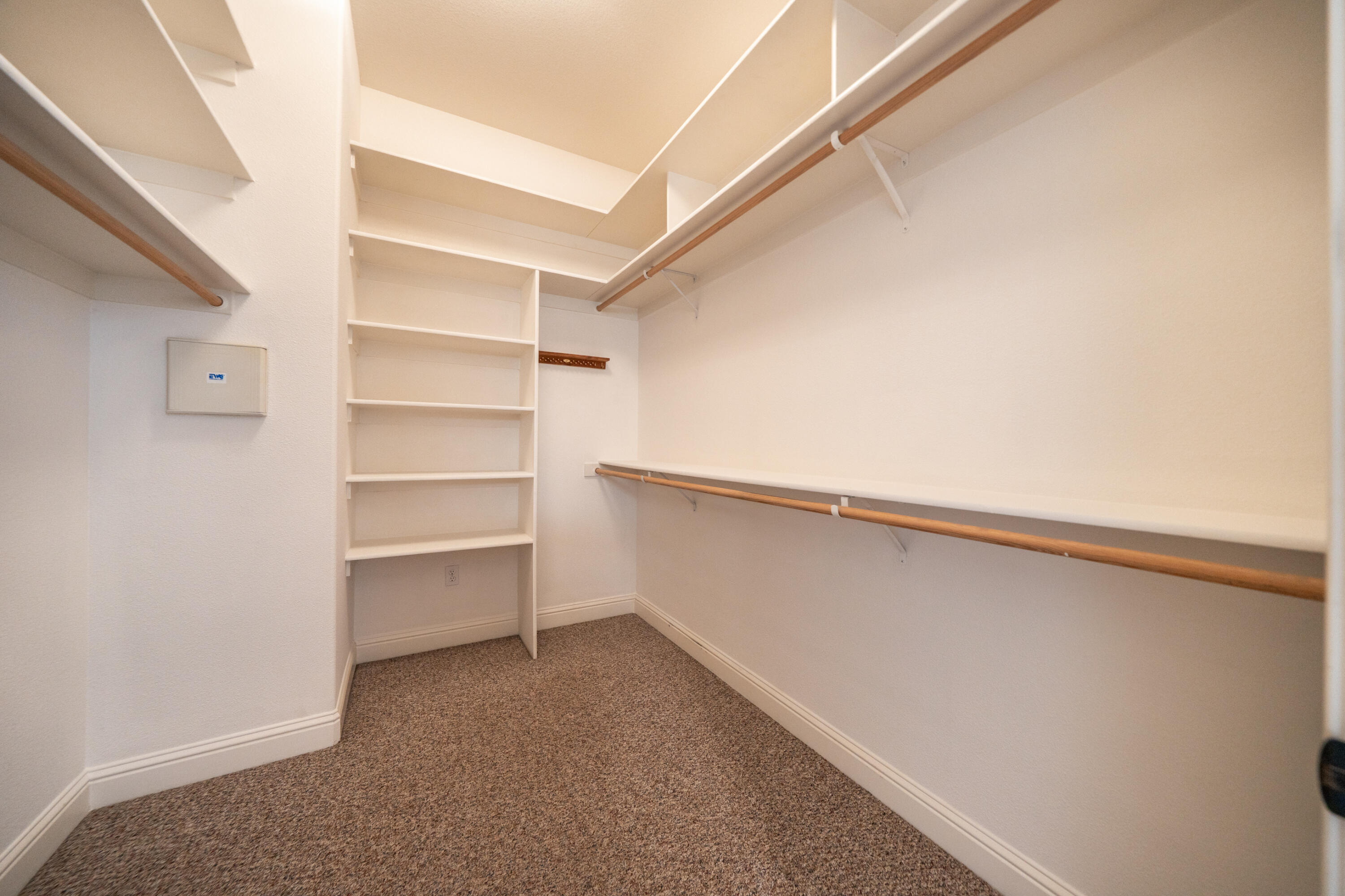 8180 Whispering Oaks Road Redding, CA 96002 - Photo 30 of 100 WALKIN CLOSET