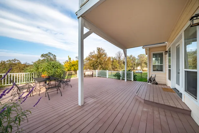 $1,195,000 | 8180 Whispering Oaks Road, Redding, CA 96002