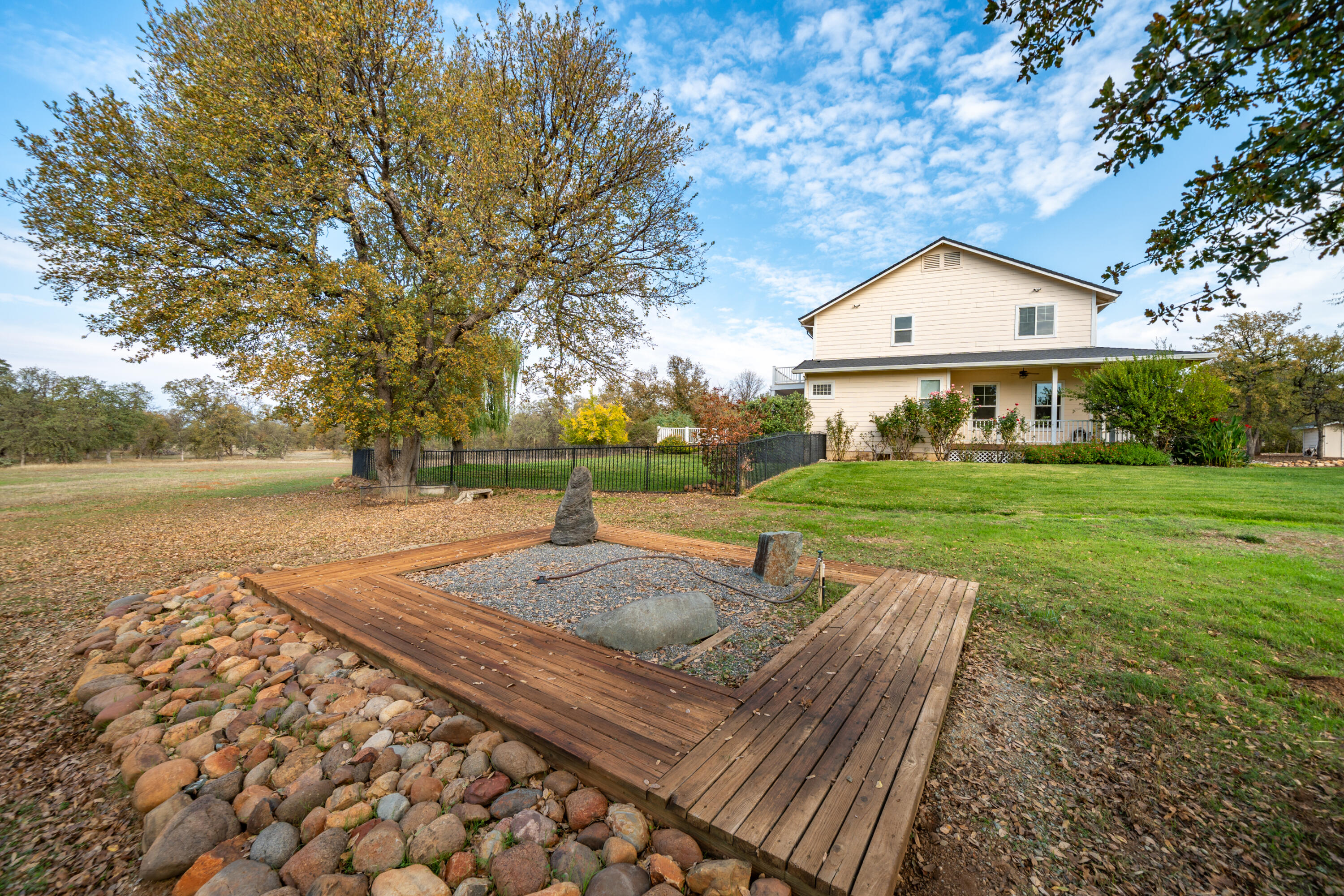 8180 Whispering Oaks Road Redding, CA 96002 - Photo 85 of 100 ZEN GARDEN