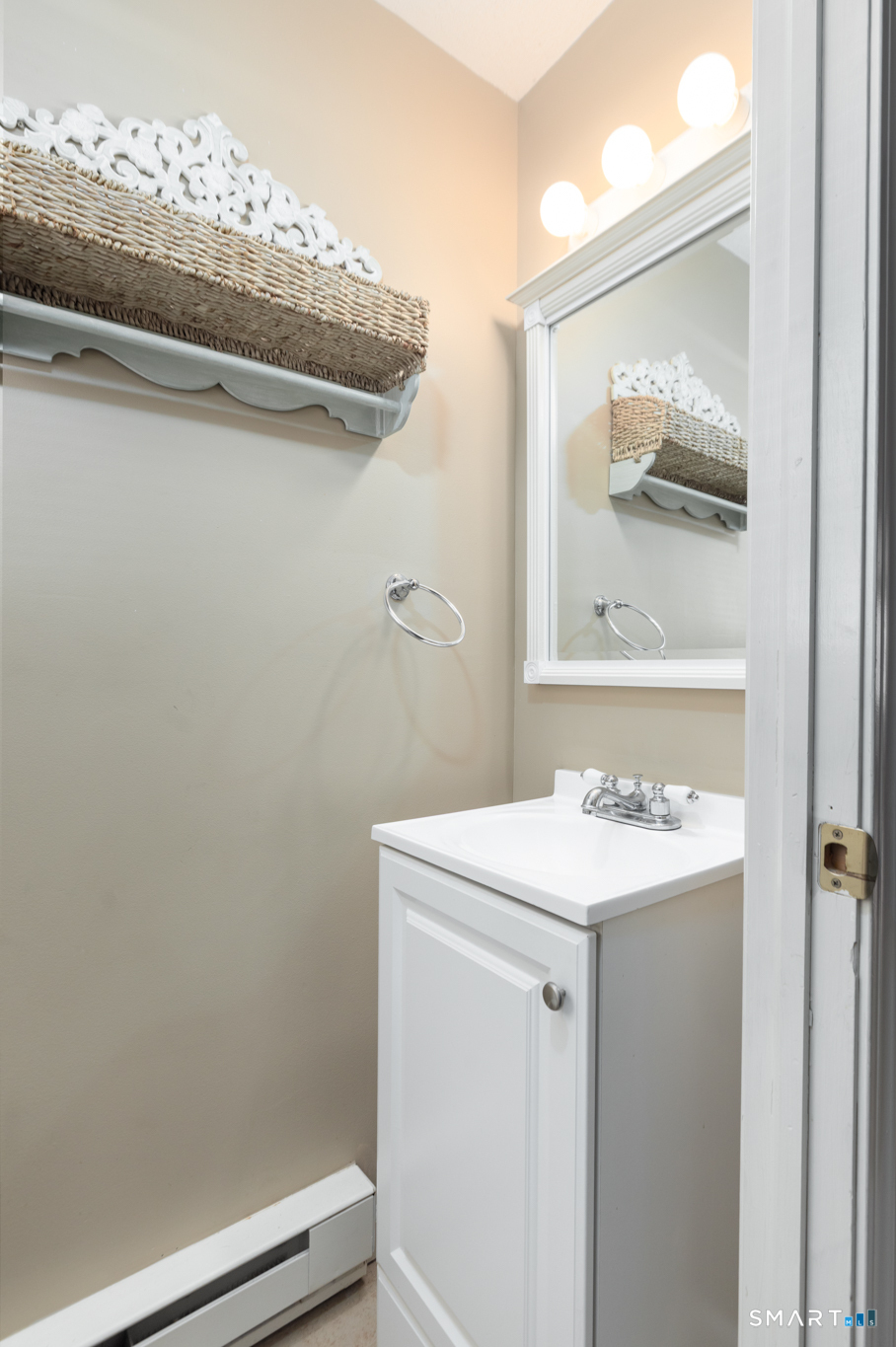 53 Hiltbrand Road, Unit 33 Bristol, CT 06010 - Photo 7 of 23