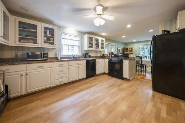 3 Hazeltine Road Upton, MA 01568 - Photo 10 of 33 Gallery Image 10